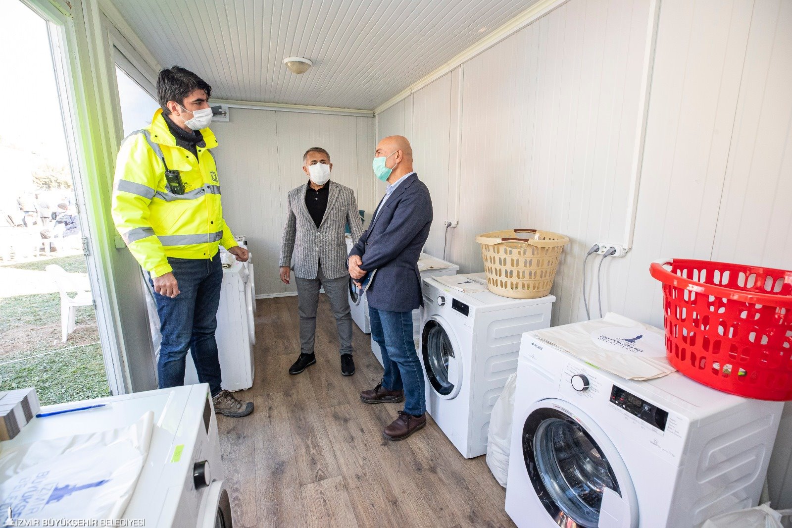 Salih Erkek Yazdı...