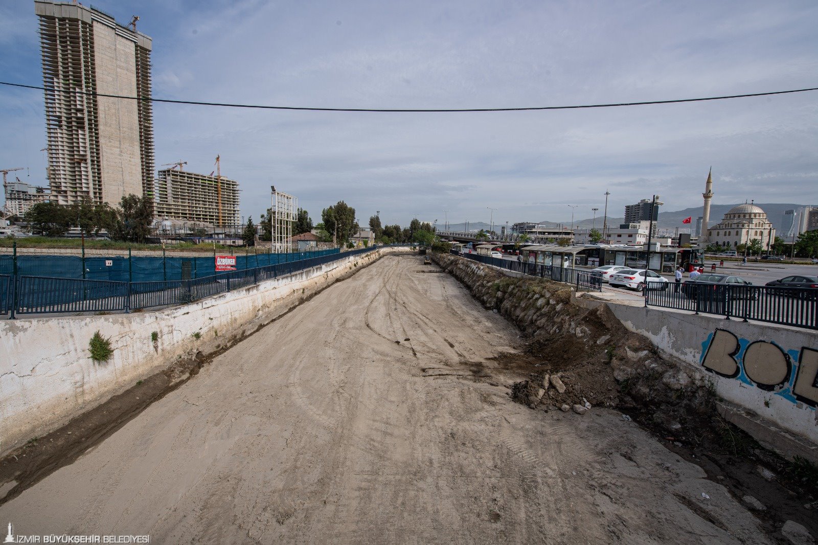 Meles ve Arap derelerinde yaz temizliği başladı