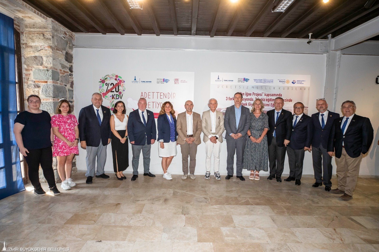 Hem üretiyoruz hem de çalışıyoruz