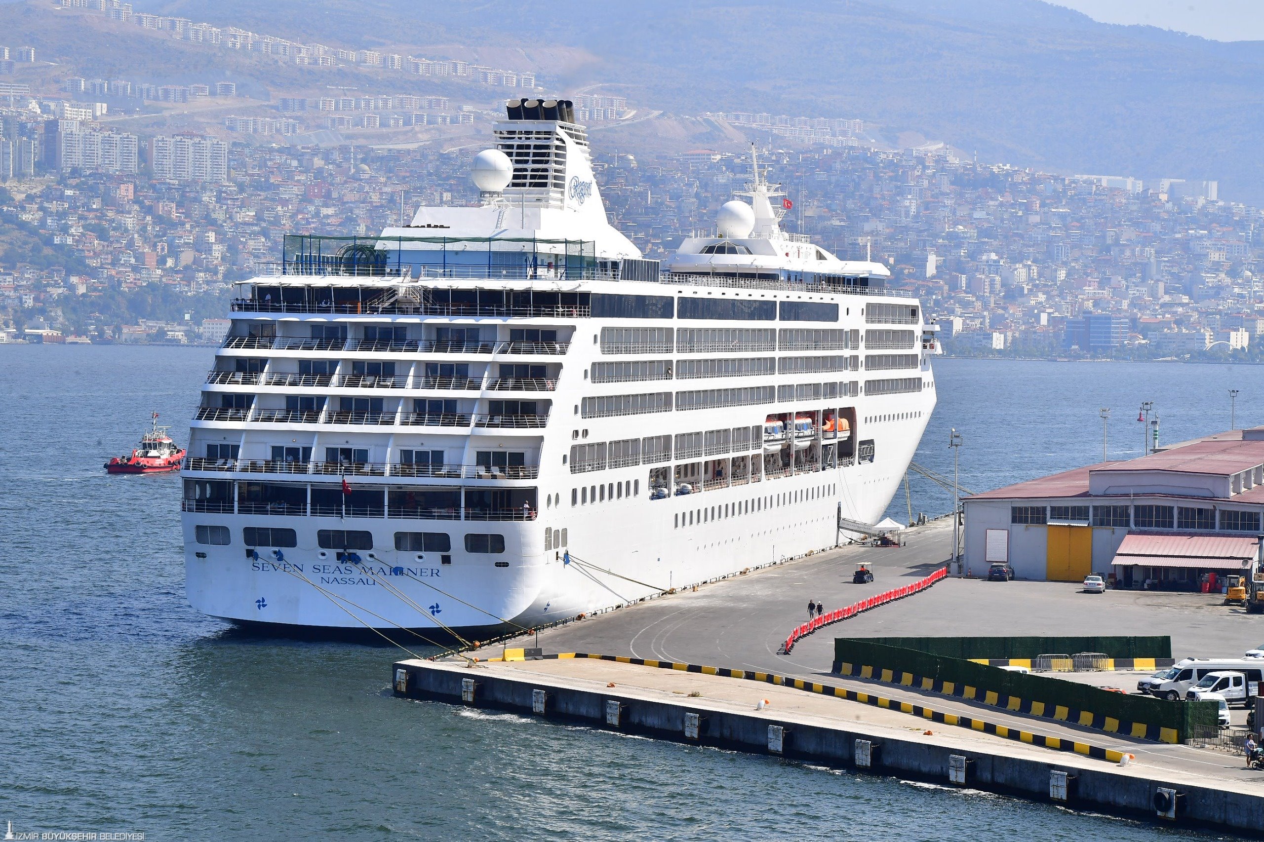 İzmir Uluslararası Kruvaziyer Hatları Birliği’ne katıldı