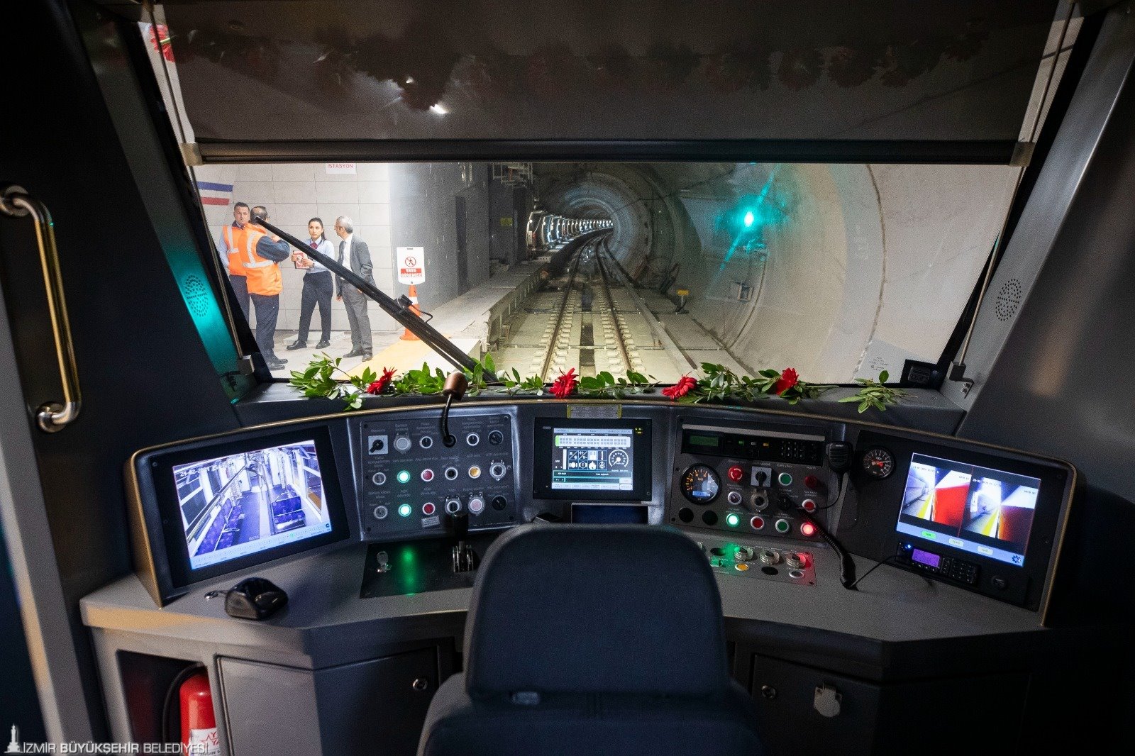 Narlıdere Metrosu’nda Kaymakamlık İstasyonu da açıldı