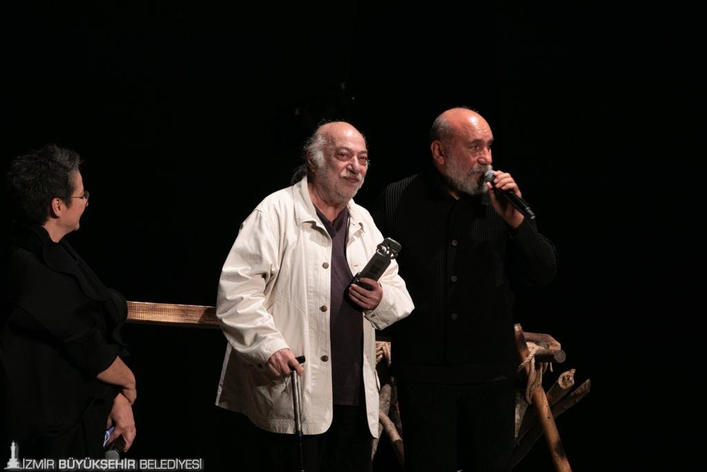 Deli Dumrul oyunu Bodrum Kalesi'nde ayakta alkışlandı