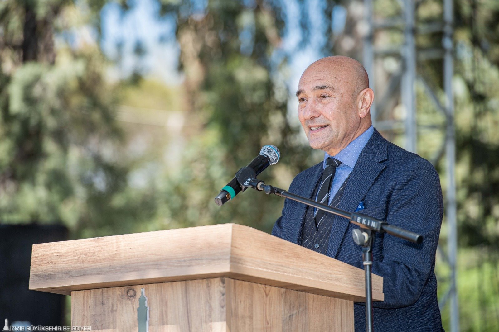 İzmir'de Dünya Romanlar Günü kutlaması