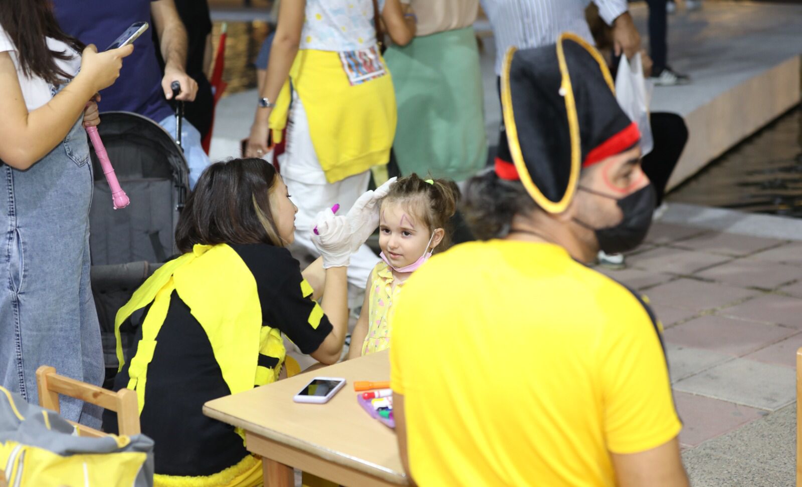 BAYRAKLI BELEDİYESİ İEF’TE DE FARKINI HİSSETTİRDİ