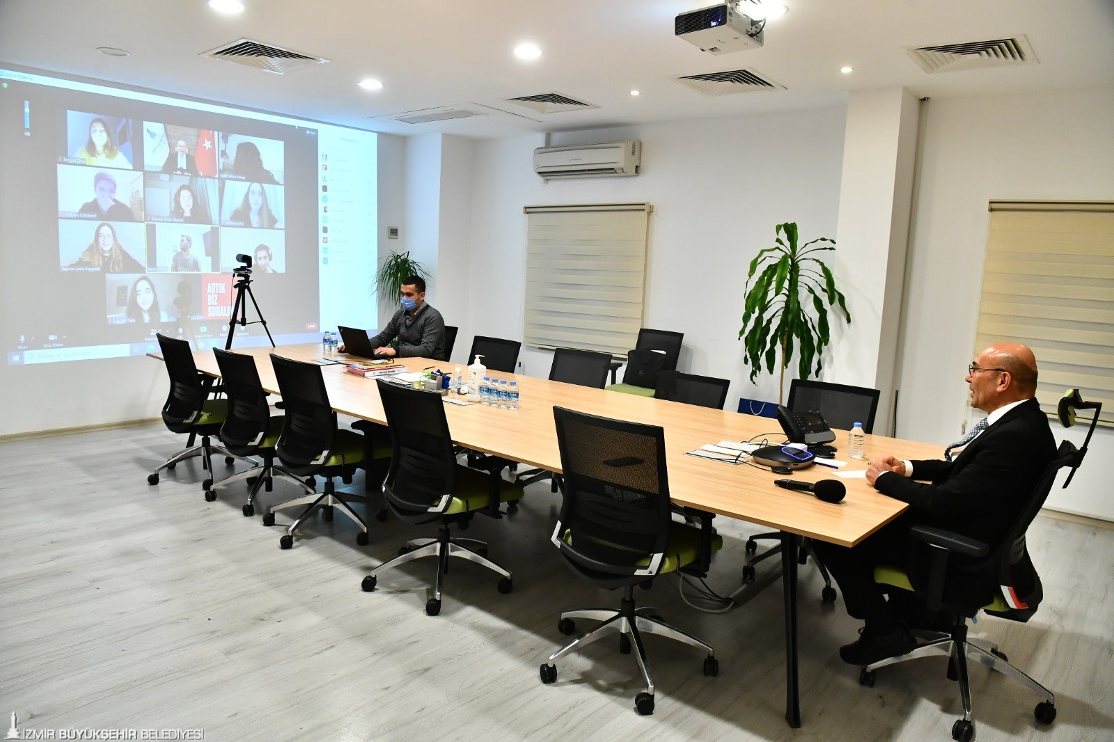 "Üniversiteler özerk olmalı"