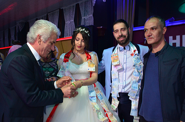 ONLAR ERDİ MURADINA