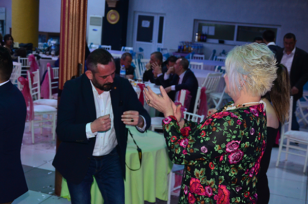 ONLAR ERDİ MURADINA