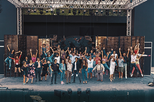 Folkart'ın Akademisi Müzikal ile sahnede