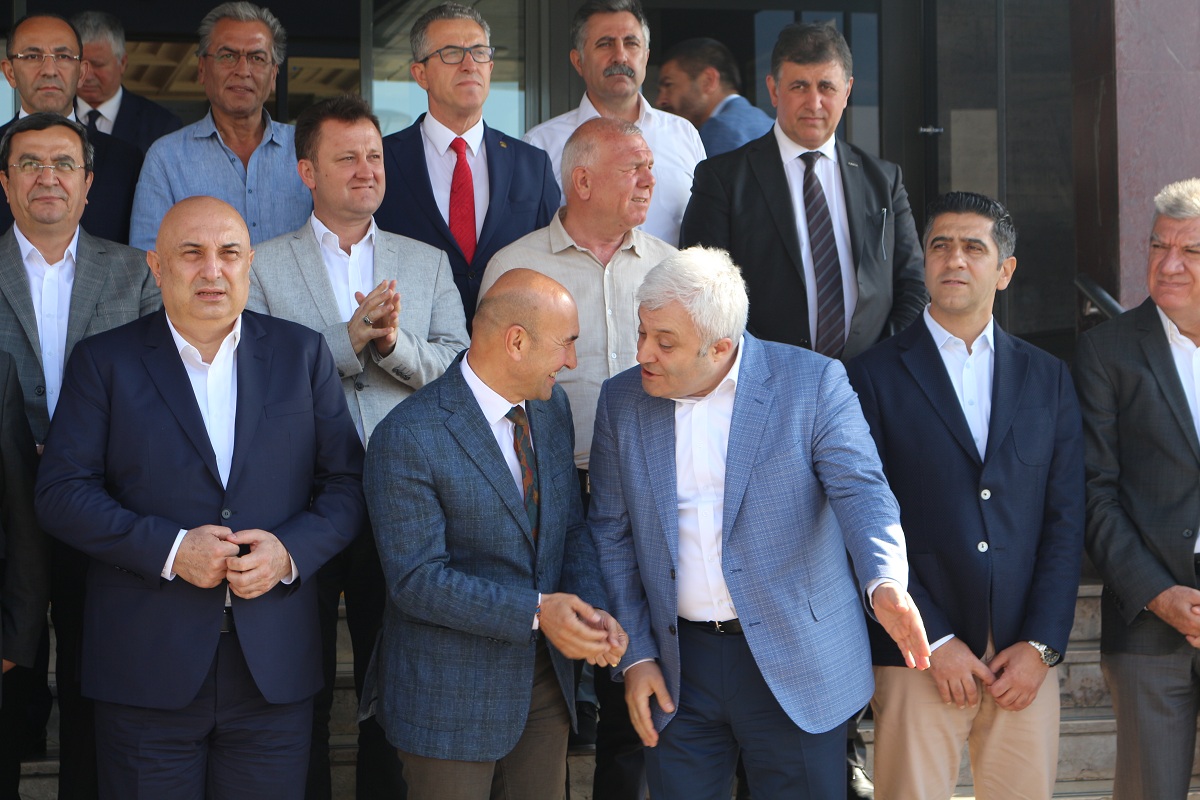 Büyükşehir'de 23 Haziran zirvesi