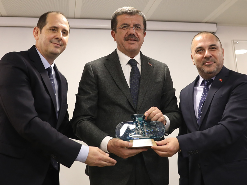 Zeybekci: İzmir'in trafik sorununu hızla çözeceğiz