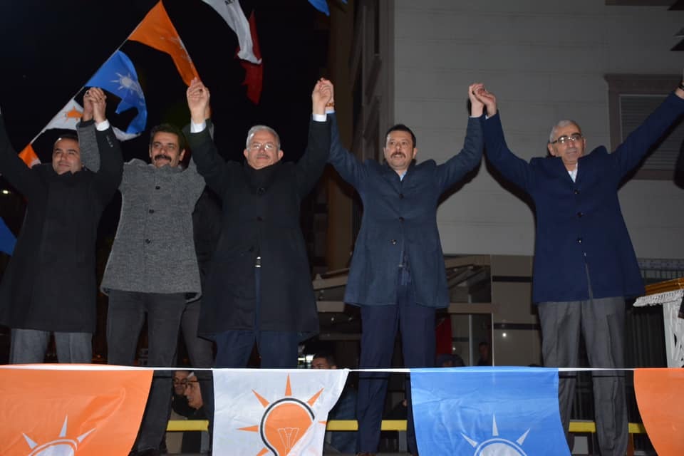 AK Partili Kaya'dan CHP'li Uygur'a gönderme: Siz mazide kaldınız