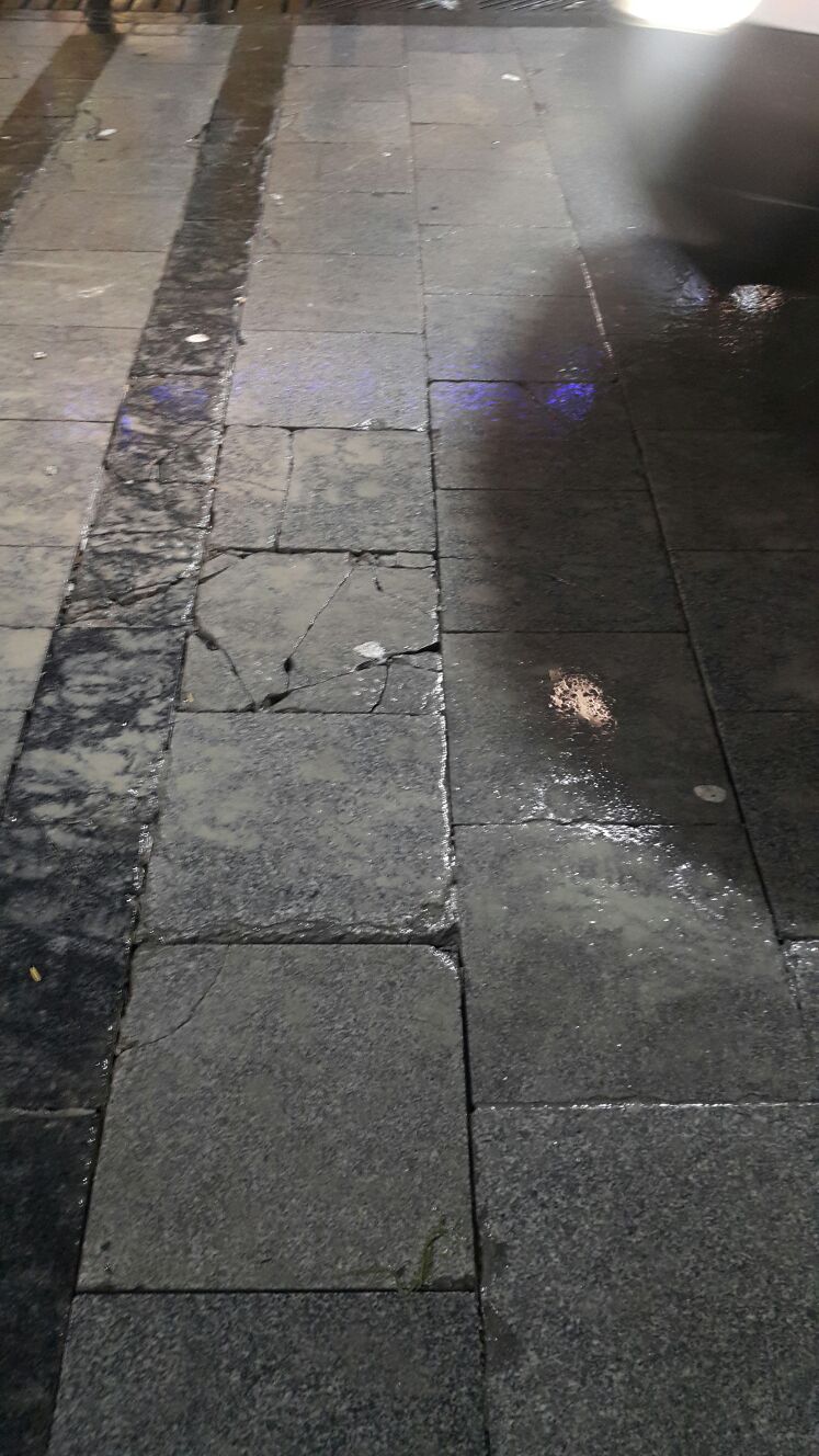 iZMiR'iN ÇiLESi BiTMiYOR