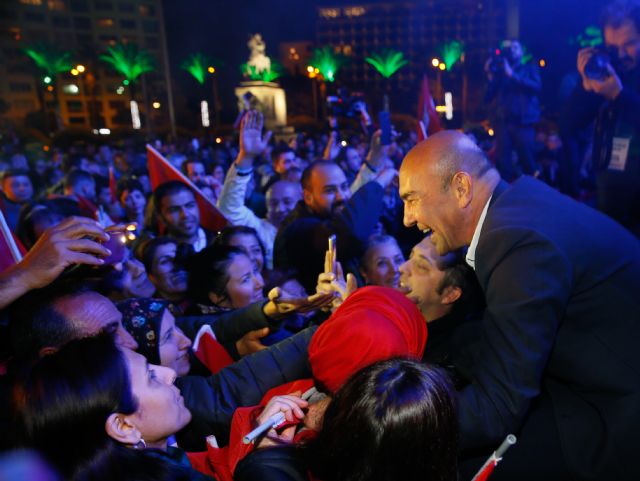 İzmir'in performans raporu: Soyer, İnce'yi geçti... Zeybekci çıtayı yükseltti!