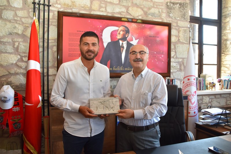 İzmir Valisi Yavuz Selim Köşger, Foça’da