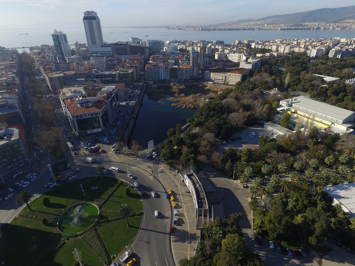 Sertel'den flaş Basmane Çukuru teklifi: Büyükşehir Belediyesi TMSF ile masaya otursun
