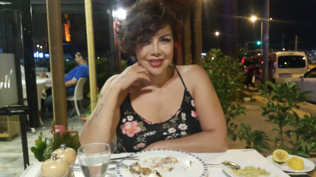 Ünlü sanatçı Yeşim Güleç İzmir'de