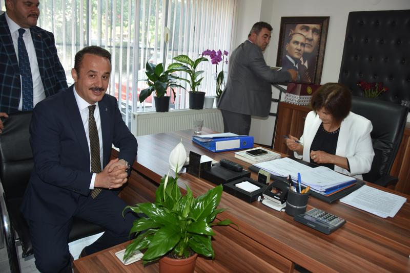 Aydın Şengül mazbatasını aldı