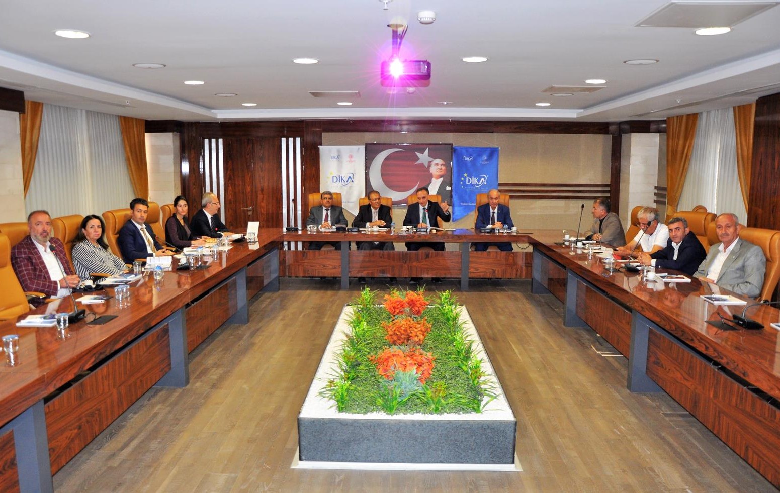 DİKA’dan “STK’lara Destek ve Teşvik Rehberi” Toplantısı