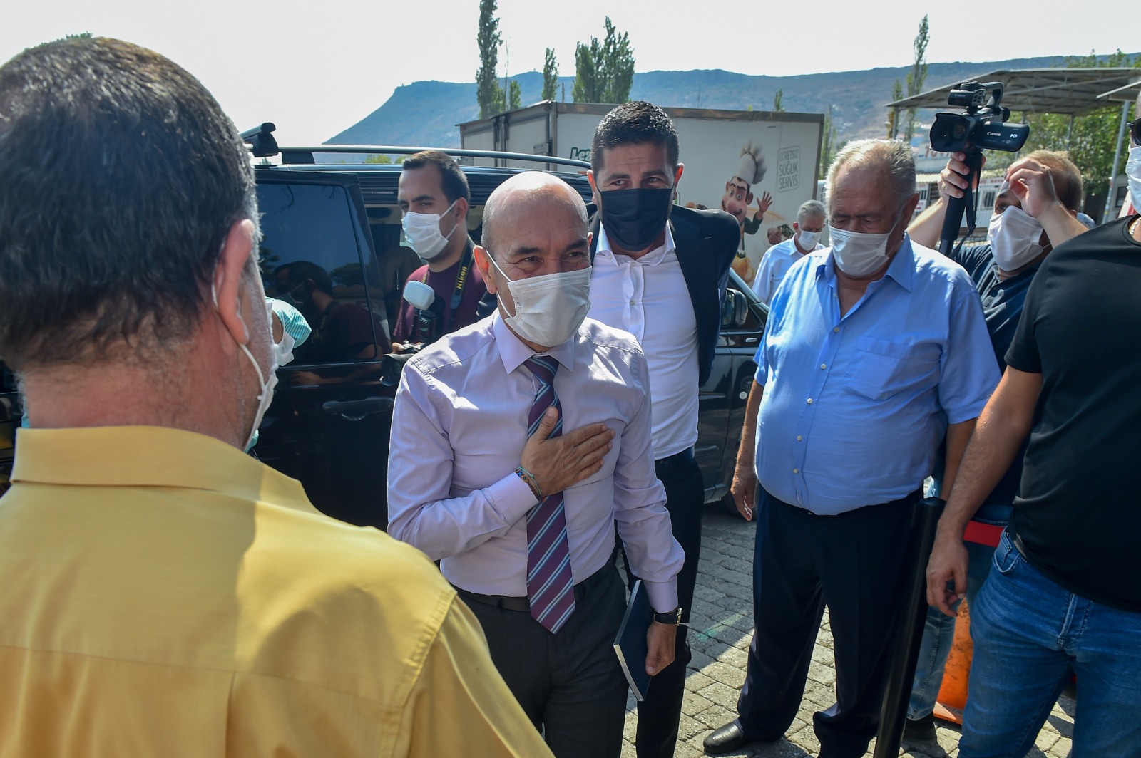 Başkan Soyer'den Foça ve Menemen mesaisi