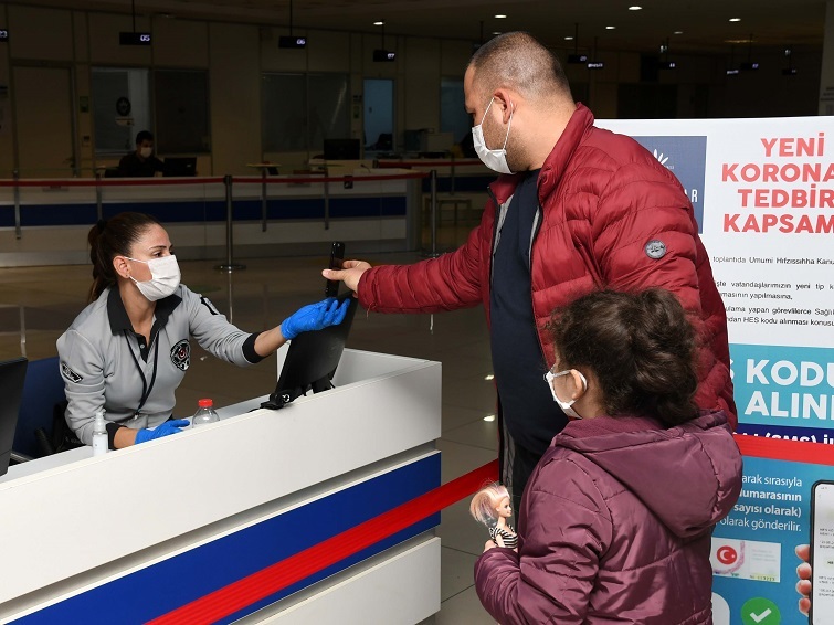 Karabağlar Belediyesi’nden salgına karşı yeni önlemler
