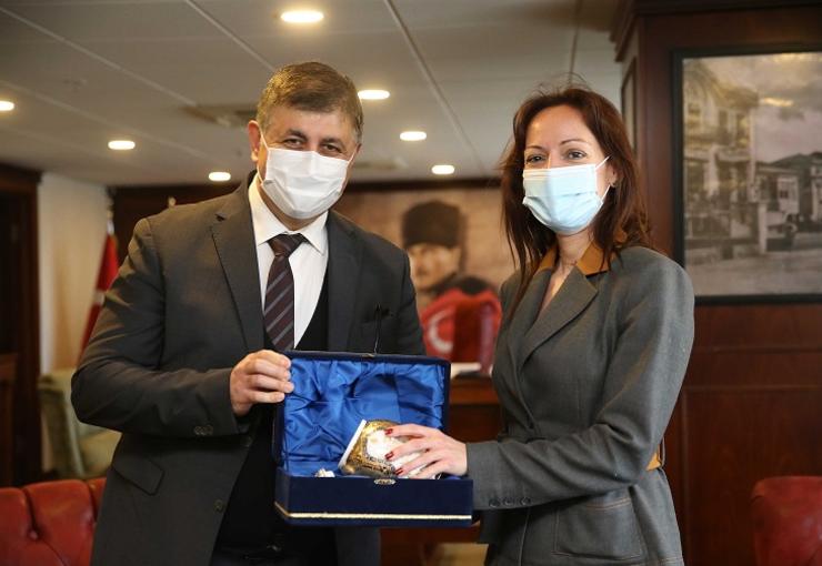 Yunan Başkonsolos’tan Tugay’a dostluk ziyareti