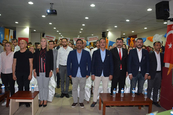 Şengül tempoyu artırdı: İzmir’de oy alamayacağımız kimse yok