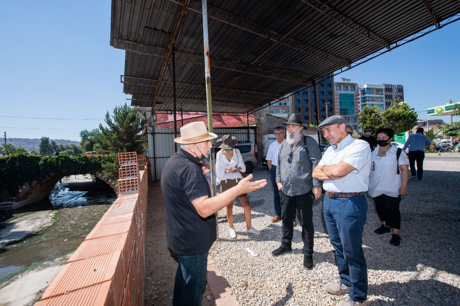 Başkan Soyer Basmane’deki kültürel varlıkları inceledi: Bu muazzam hazineye sahip çıkmaya devam edeceğiz
