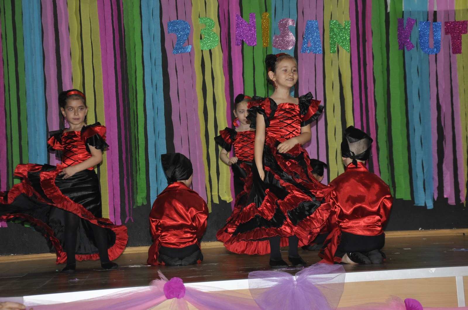 23 NİSAN COŞKUYLA KUTLANDI