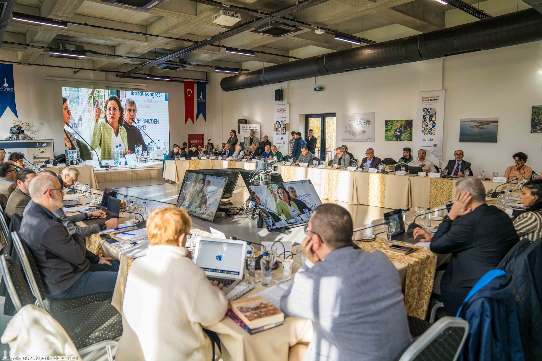 İkinci Yüzyılın İktisat Kongresi birinci yılında