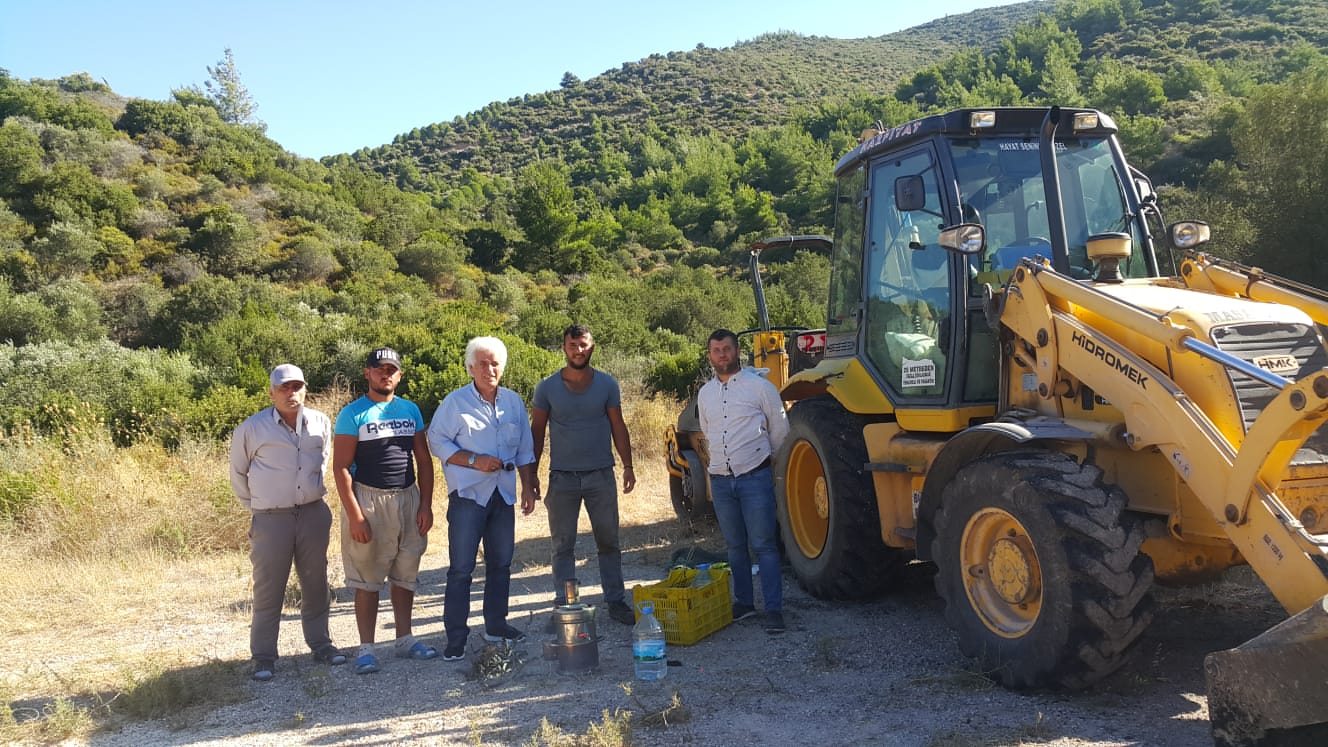Karaburun yollarında bakım başladı