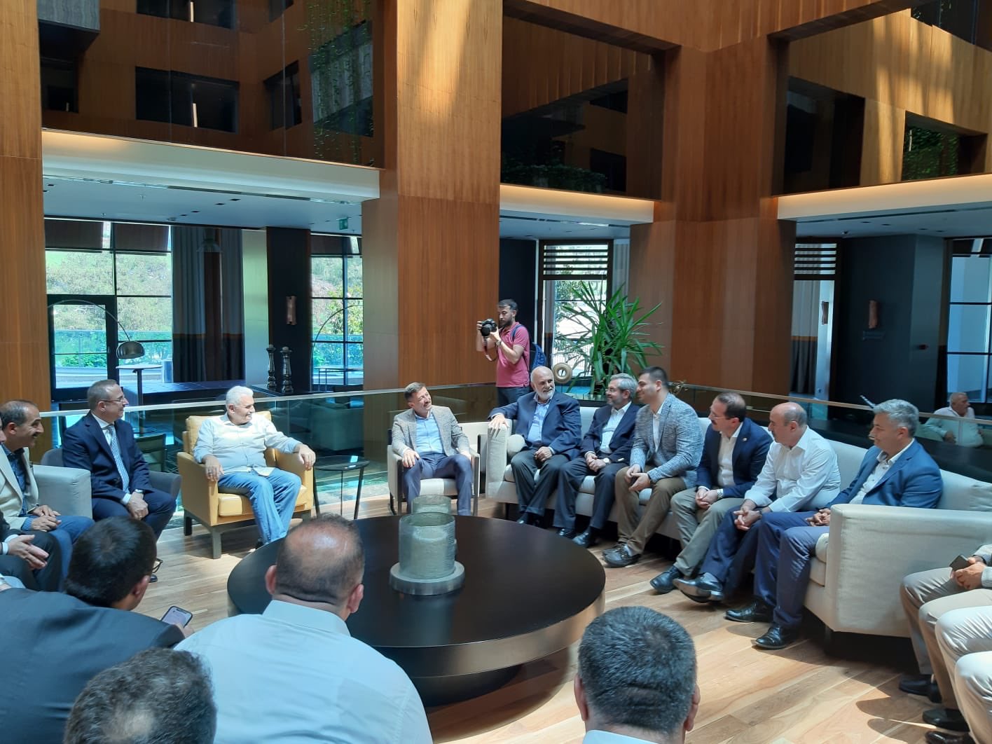 AK Parti İzmir’in İstanbul mesaisi sürüyor