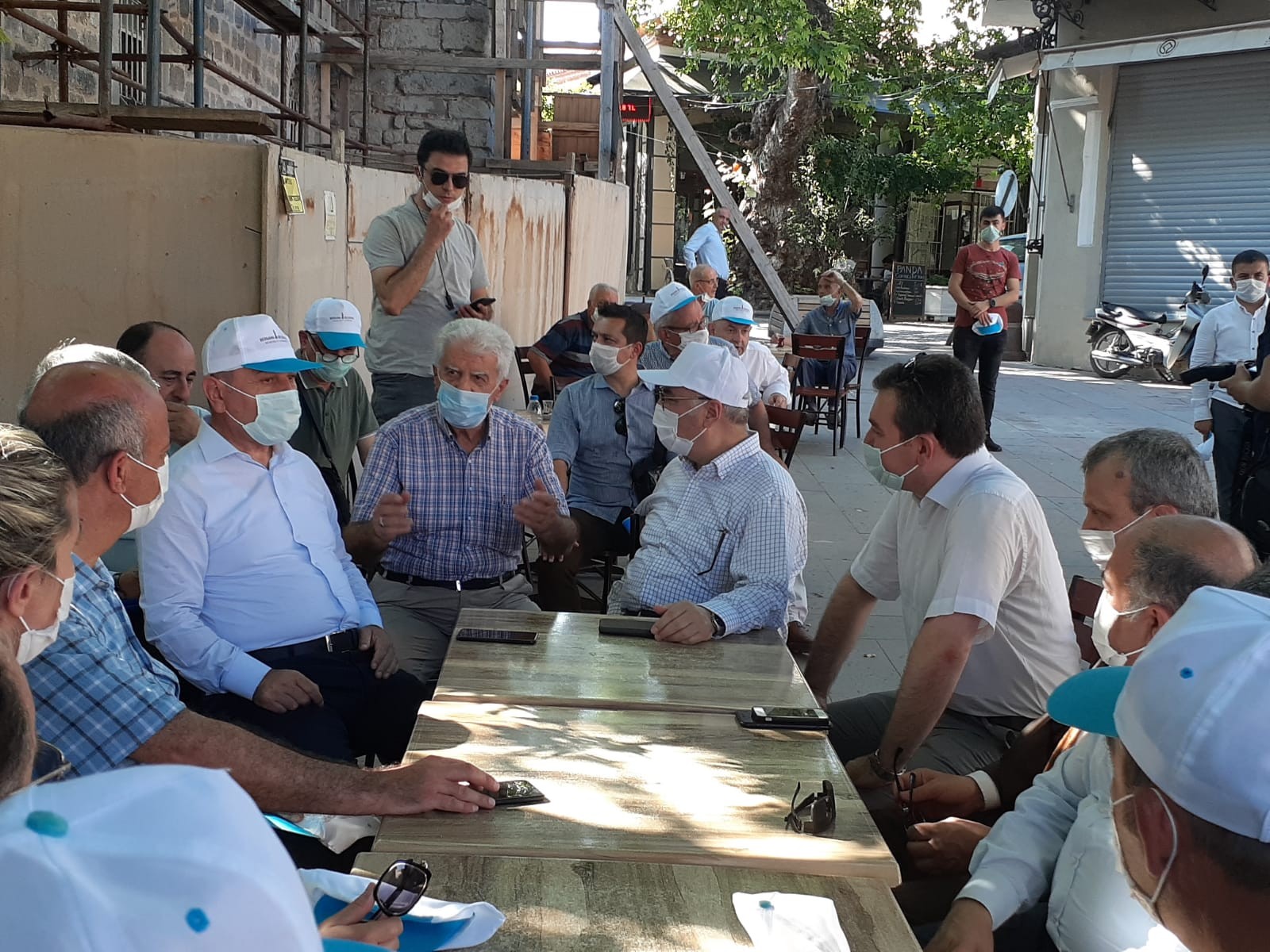 İzmir Valisi Köşger'den Zeus Sunağı açıklaması