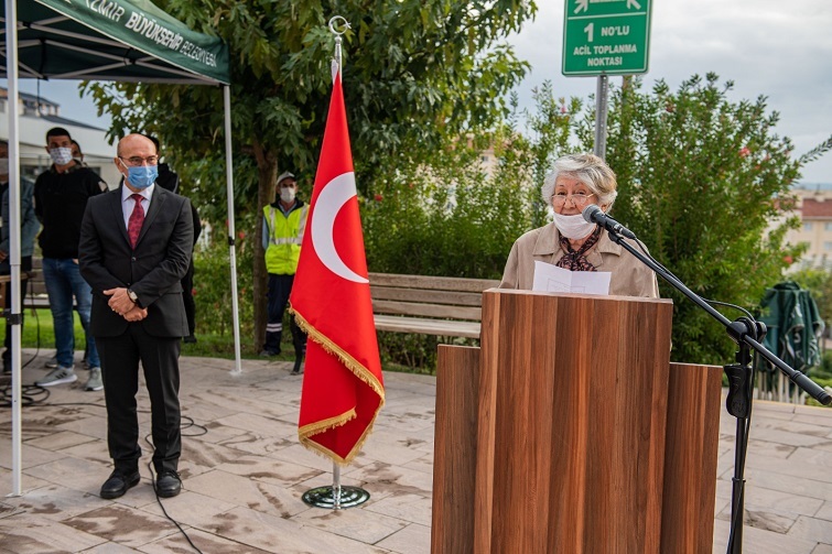 Başkan Soyer huzurevi sakinlerinin Cumhuriyet Bayramı’nı kutladı