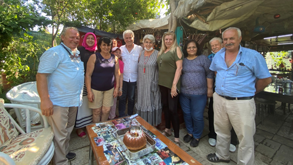 İyiki doğdun İzmir'in tatlı ablası