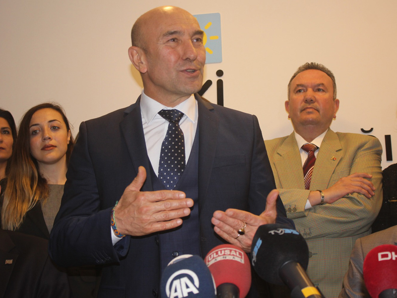 Soyer ve Kırkpınar'dan coşkulu ittifak mesajları; Kol kola, omuz omuza...