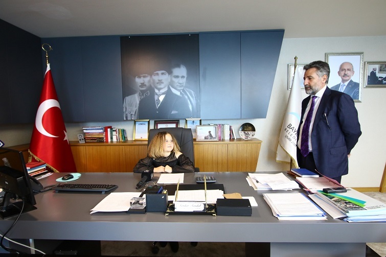 Başkan Sandal: “Bayraklı, çocukların ve gençlerin kenti olacak”