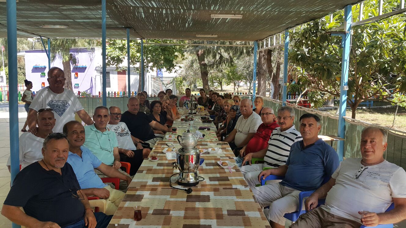 Karaburun'da 'Yazlık' bayramlaşması