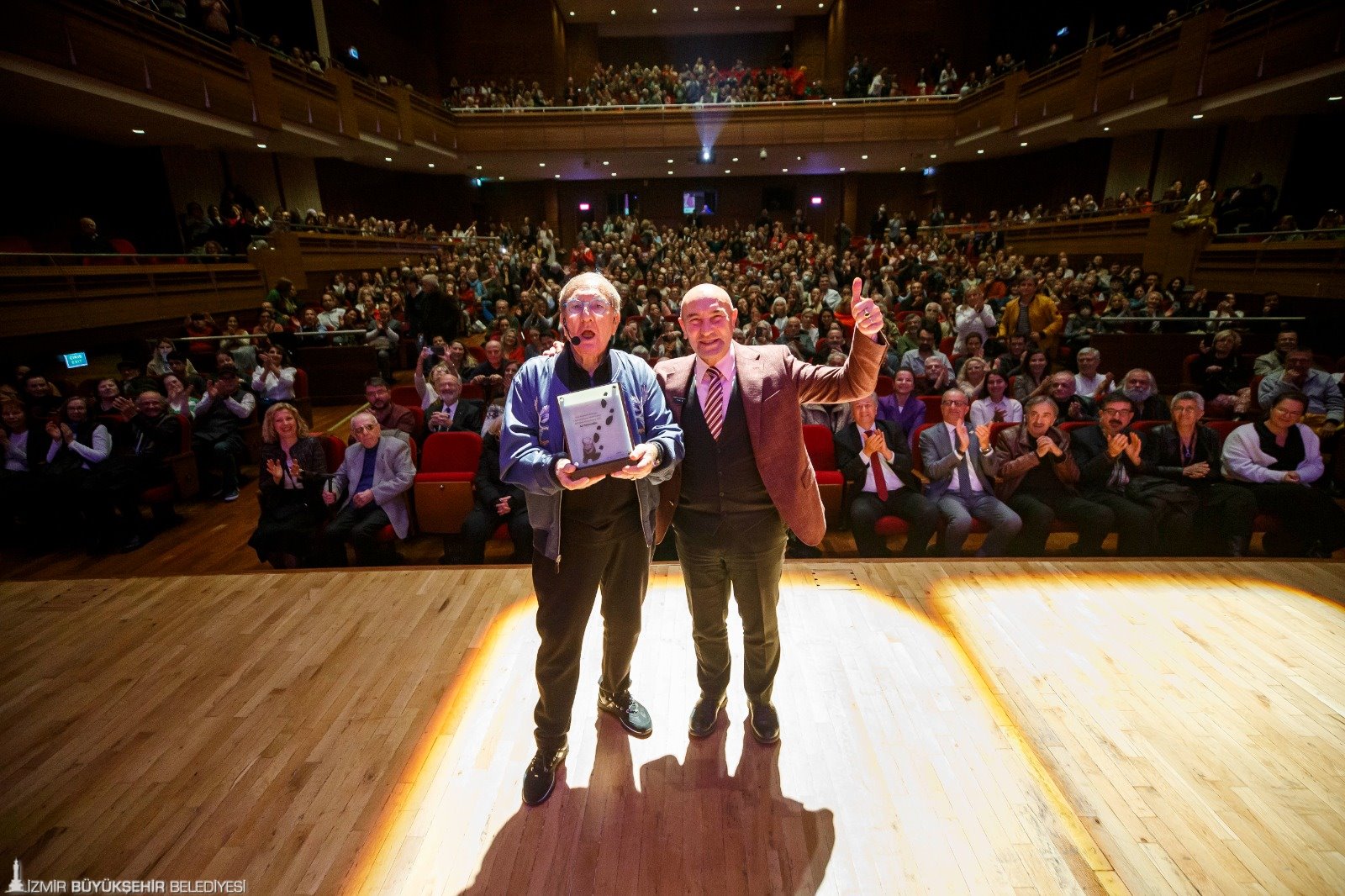 Mizahın ustaları ödüllerini aldı