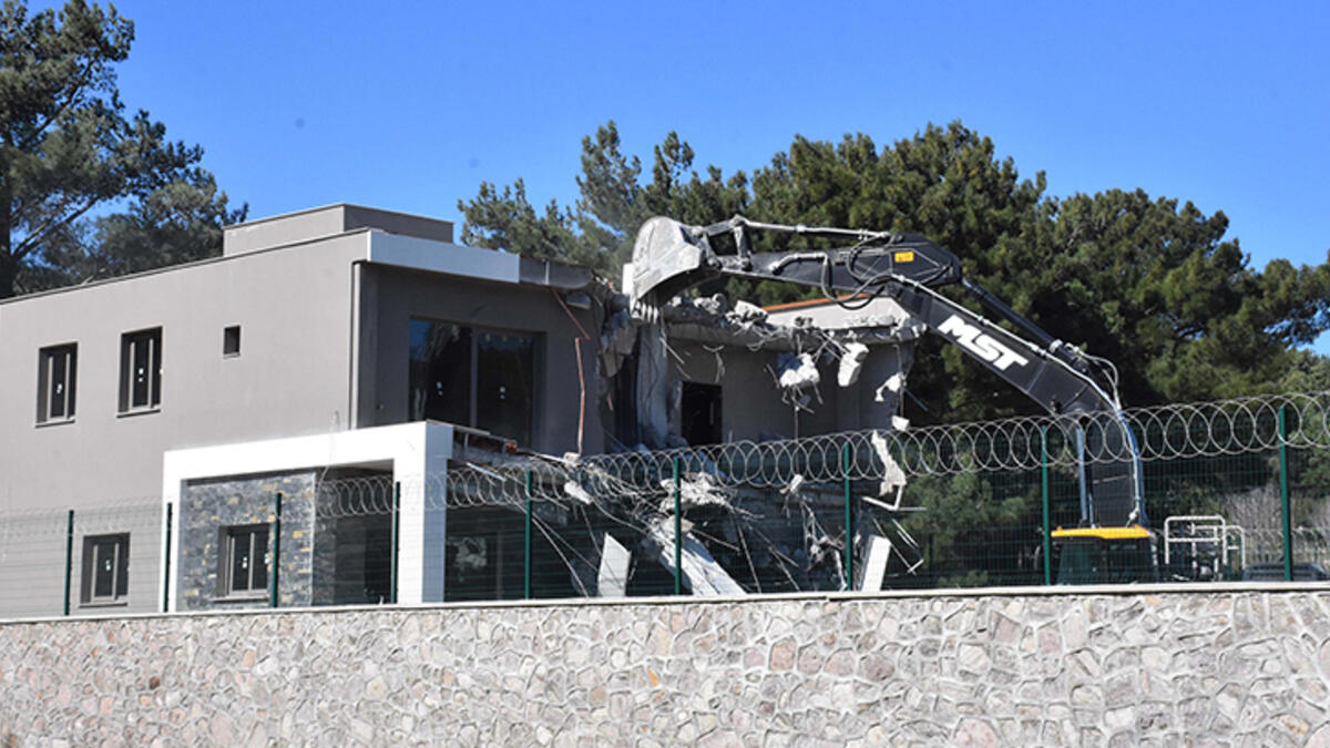 Başkan İduğ cevapladı: 5 Soruda kaçak bina yıkımları