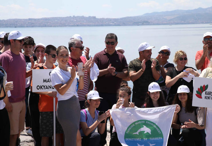 "Geleceğimiz için sokağa çöp atmayın"