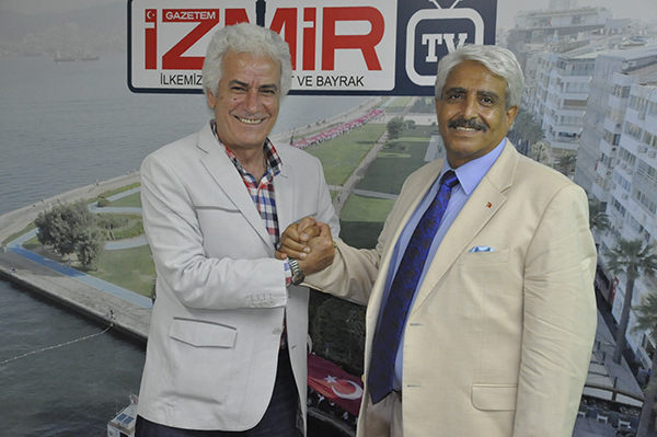 “PARTİMİZİN EFENDİSİ DEĞİL HİZMETKARIYIZ”