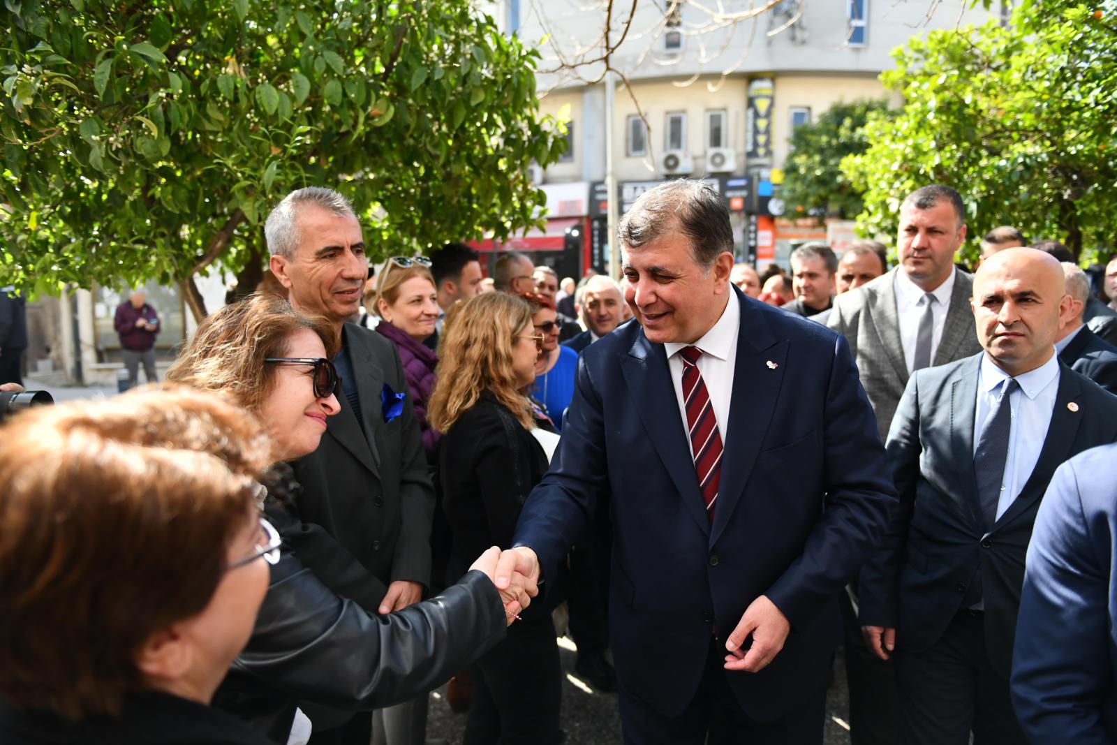 Başkan Cemil Tugay'dan Şehir Hastanesi eleştirisi