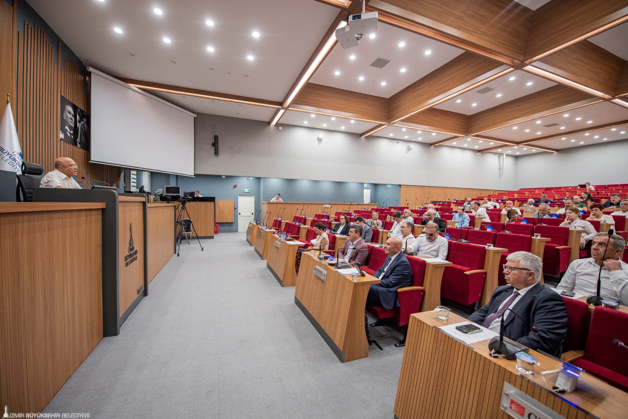 Prof. Dr. Arslan: Bu meclis felsefe yapmak zorunda