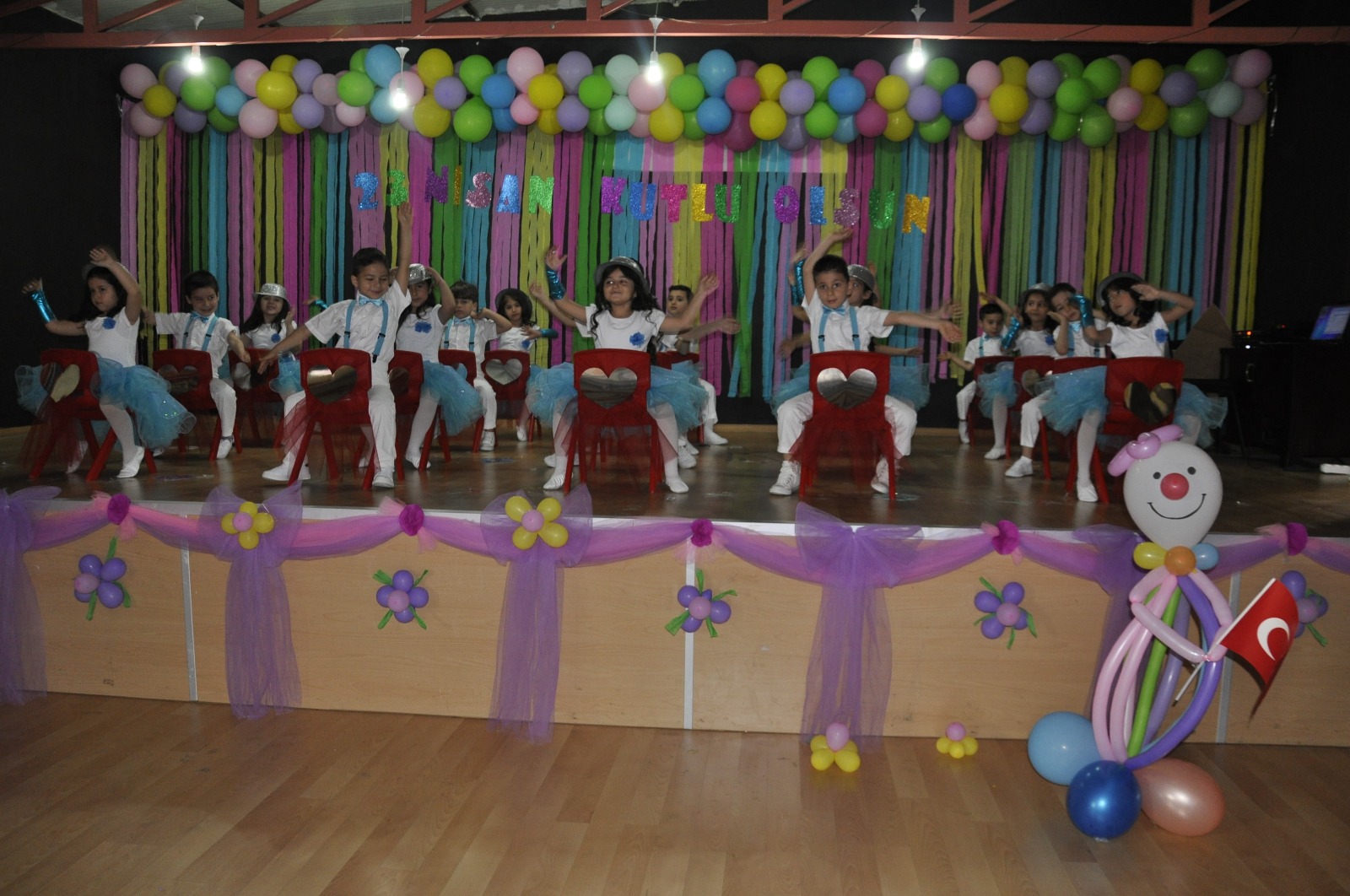 23 NİSAN COŞKUYLA KUTLANDI