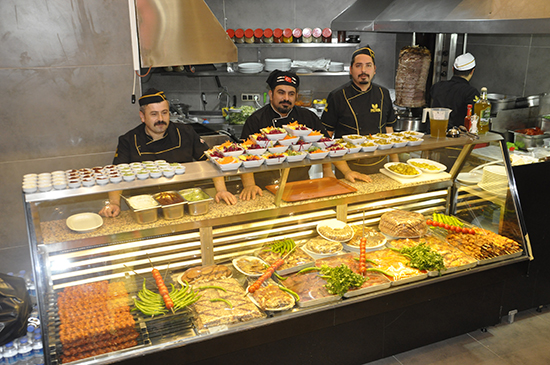 Bornova'nın Patron'una mehterli açılış