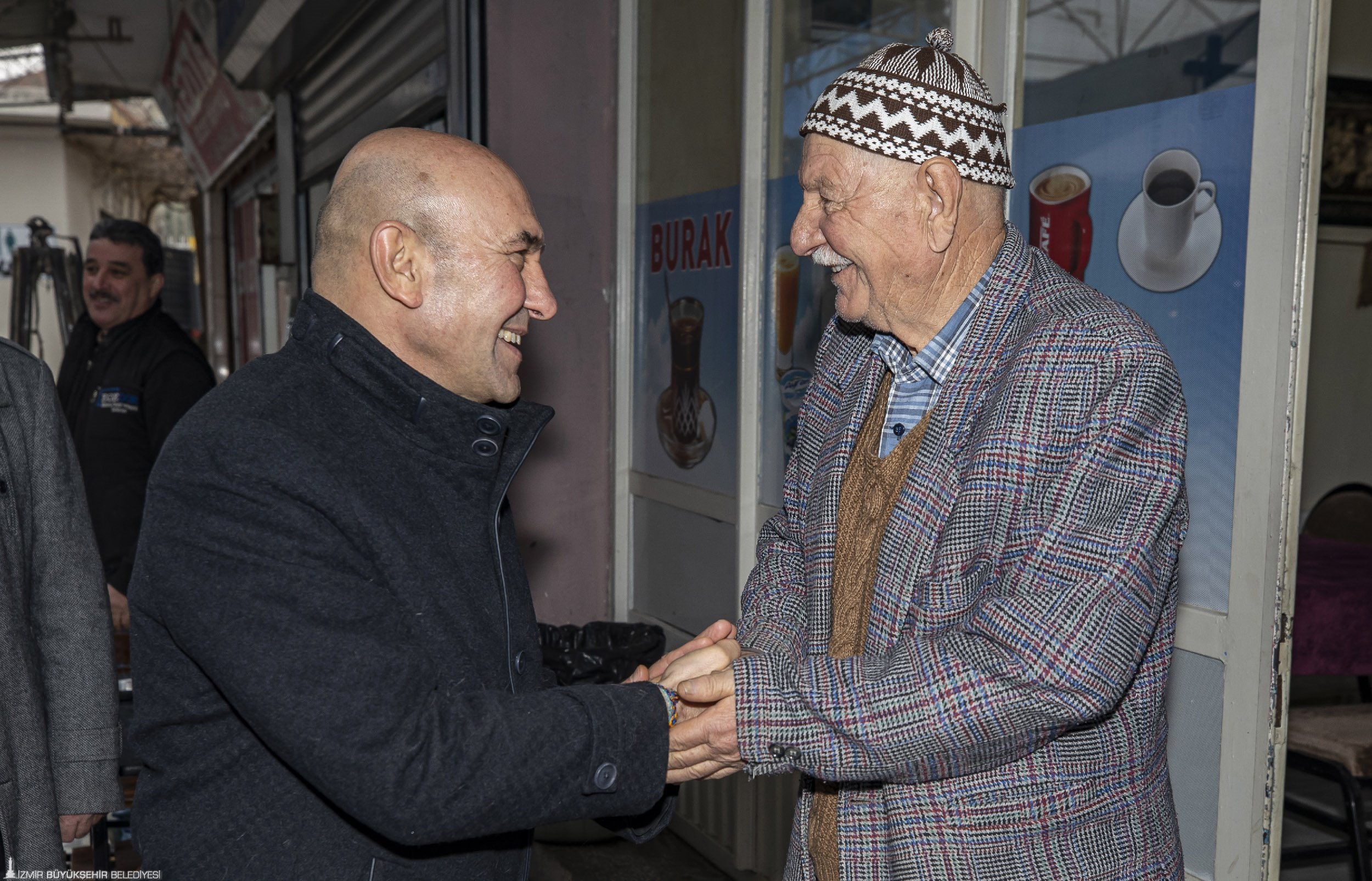 Torbalı'da çiftçilere 173 hayvan dağıtıldı