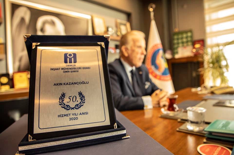 Kazançoğlu’na Büyük Onur: “Meslekte 50. Yıl Plaketi”