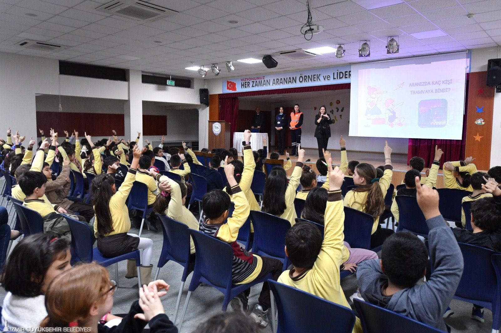 Büyükşehir’den öğrencilere tramvay eğitimi