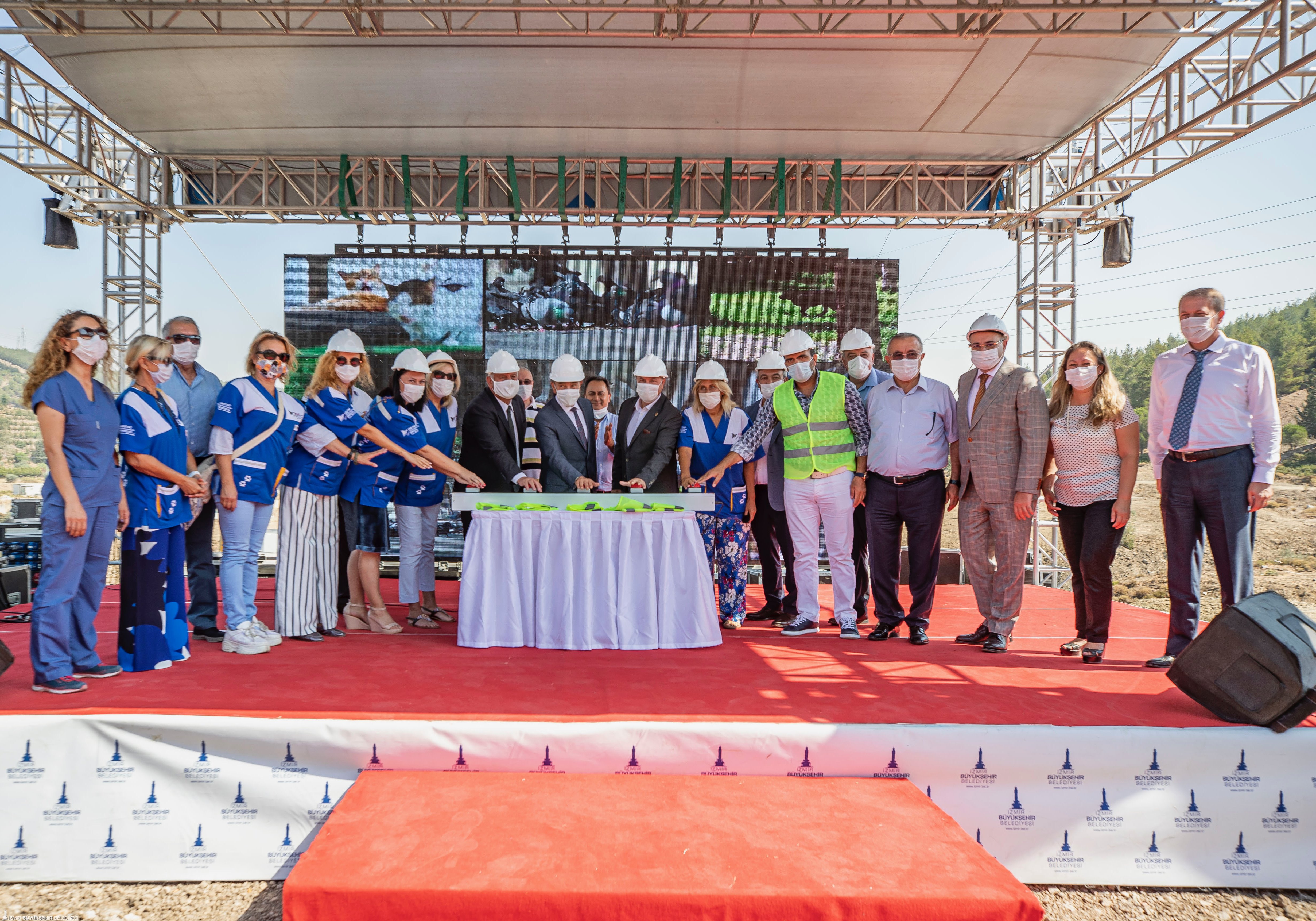 Sokak hayvanlarının yeni yuvası sonbahara hazır