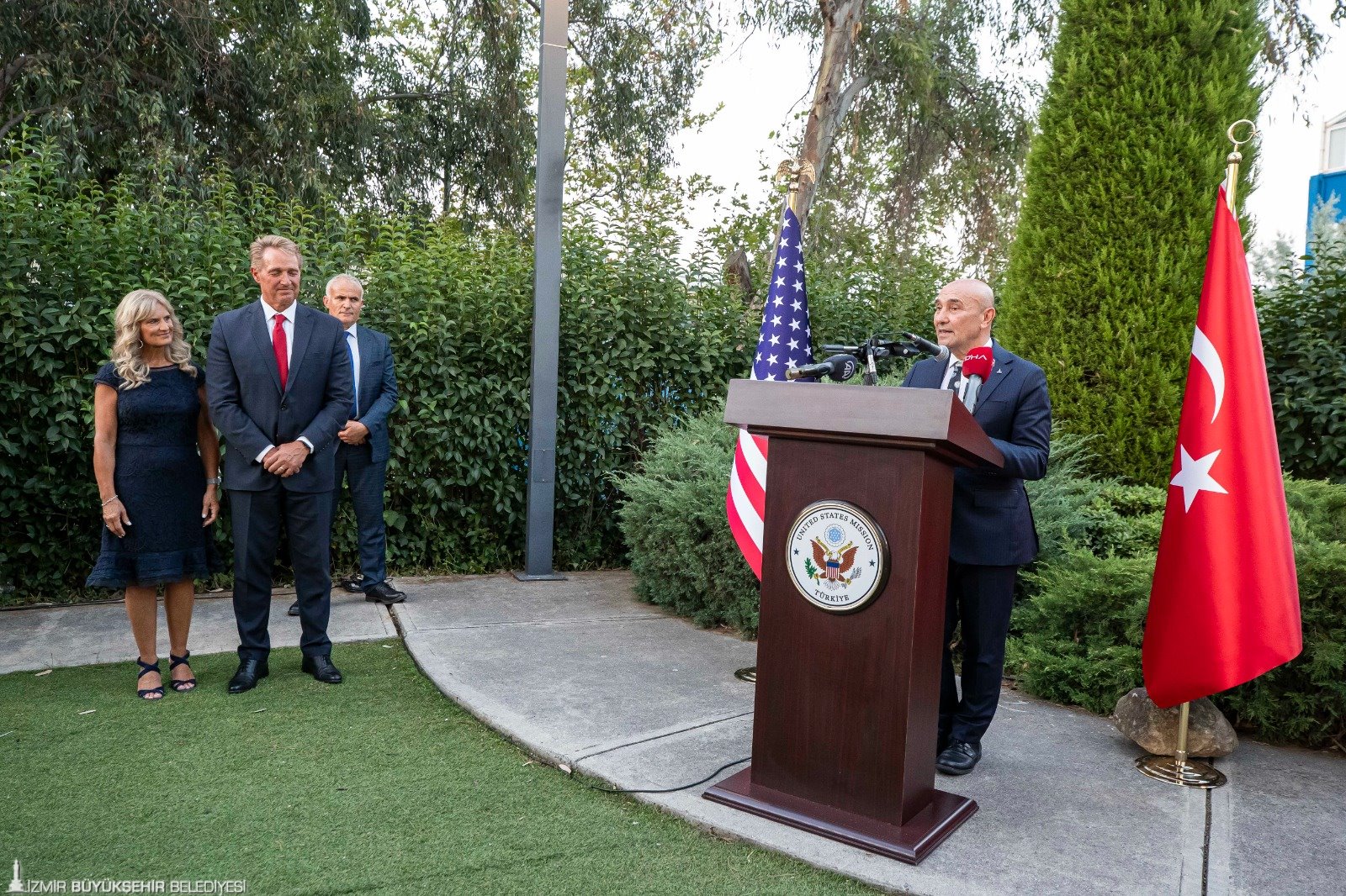 Başkan Soyer’den karşılıklı saygı ve işbirliği mesajı